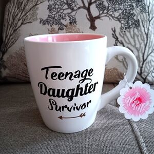 3 For $25🚨Lrg Coffee Mug "Teenage Daughter Survivor " NWT